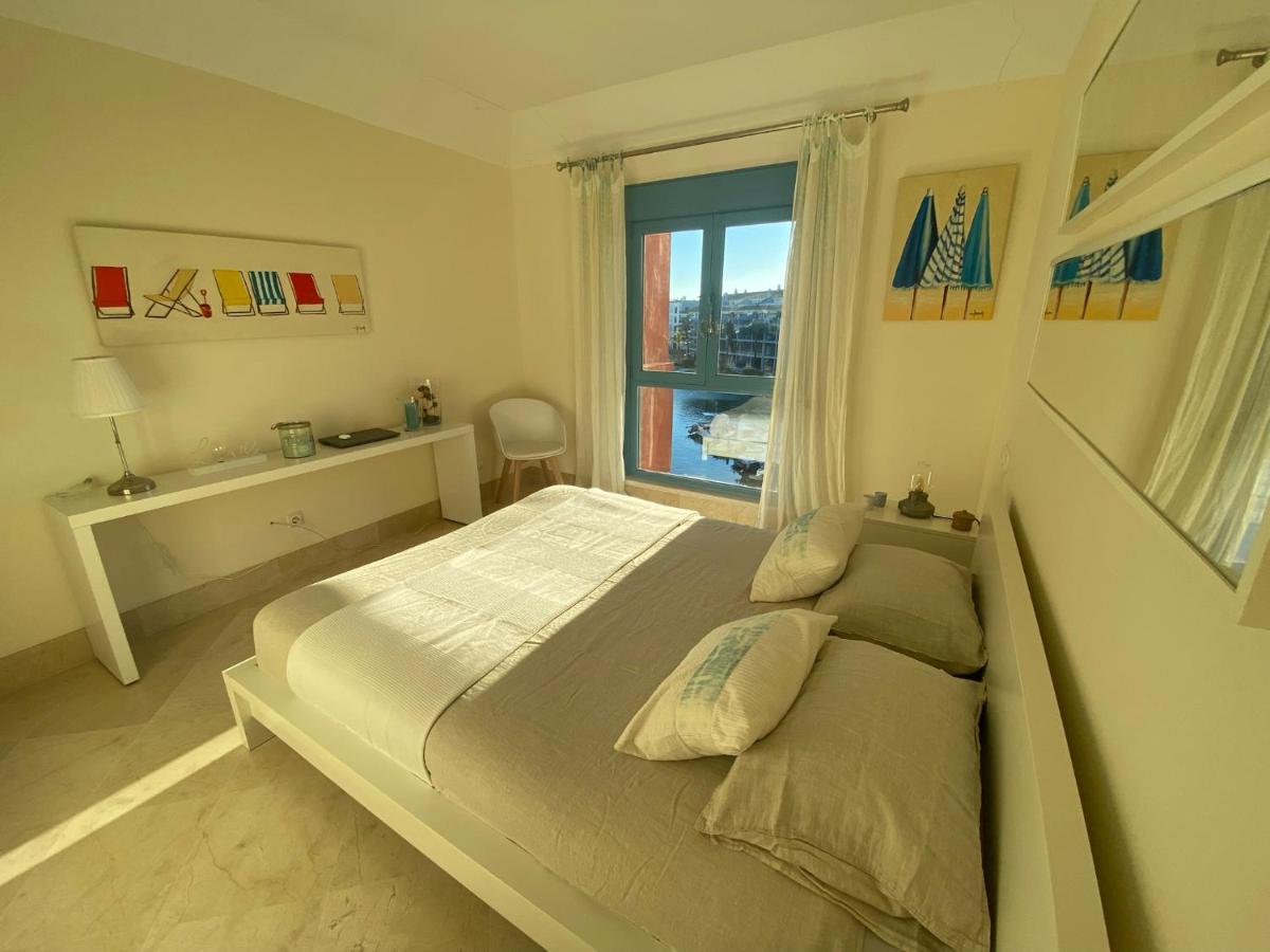 Apartamento Con Terraza Sobre La Marina De Sotogrande San Roque  Extérieur photo