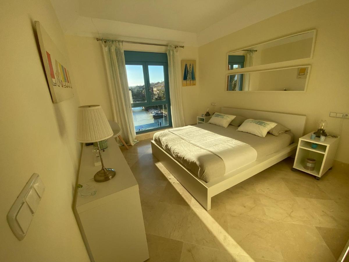 Apartamento Con Terraza Sobre La Marina De Sotogrande San Roque  Extérieur photo